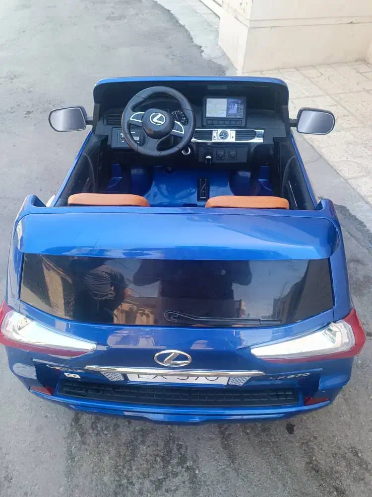 ماشین شارژی لکسوس LX570 دو نفره موزیکال|اسباب‌‌بازی|سیرجان, |دیوار
