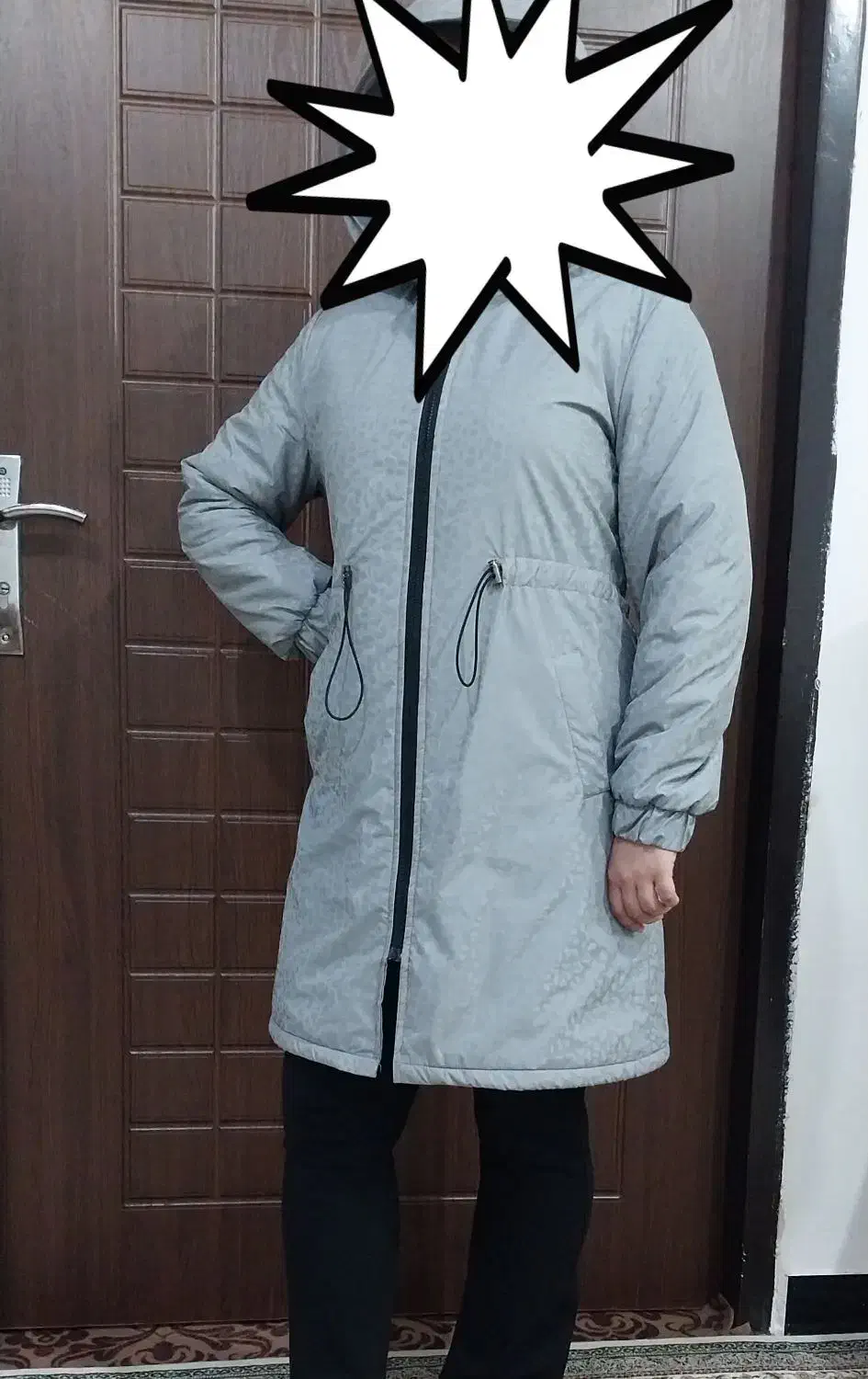 پالتو|لباس|قروه, |دیوار