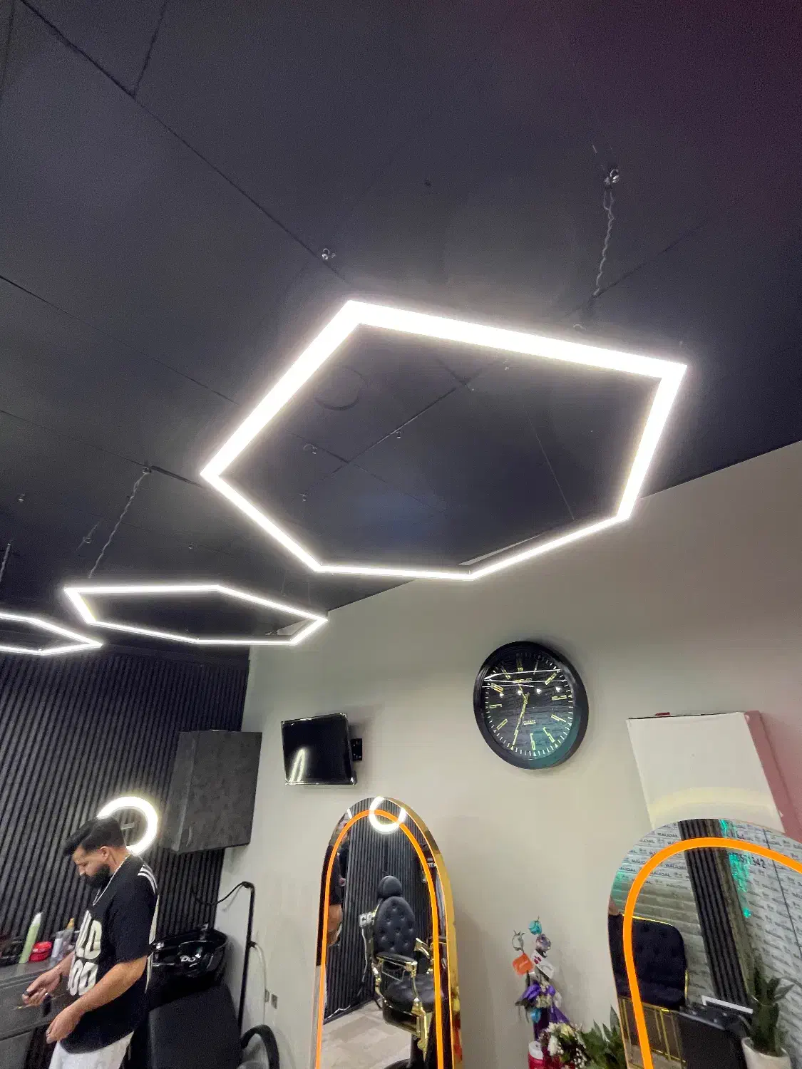 از طراحی تا اجرا انواع لاینر۲۱ /توکار/ اویز /روکار|لامپ و چراغ|مشهد, امیریه|دیوار