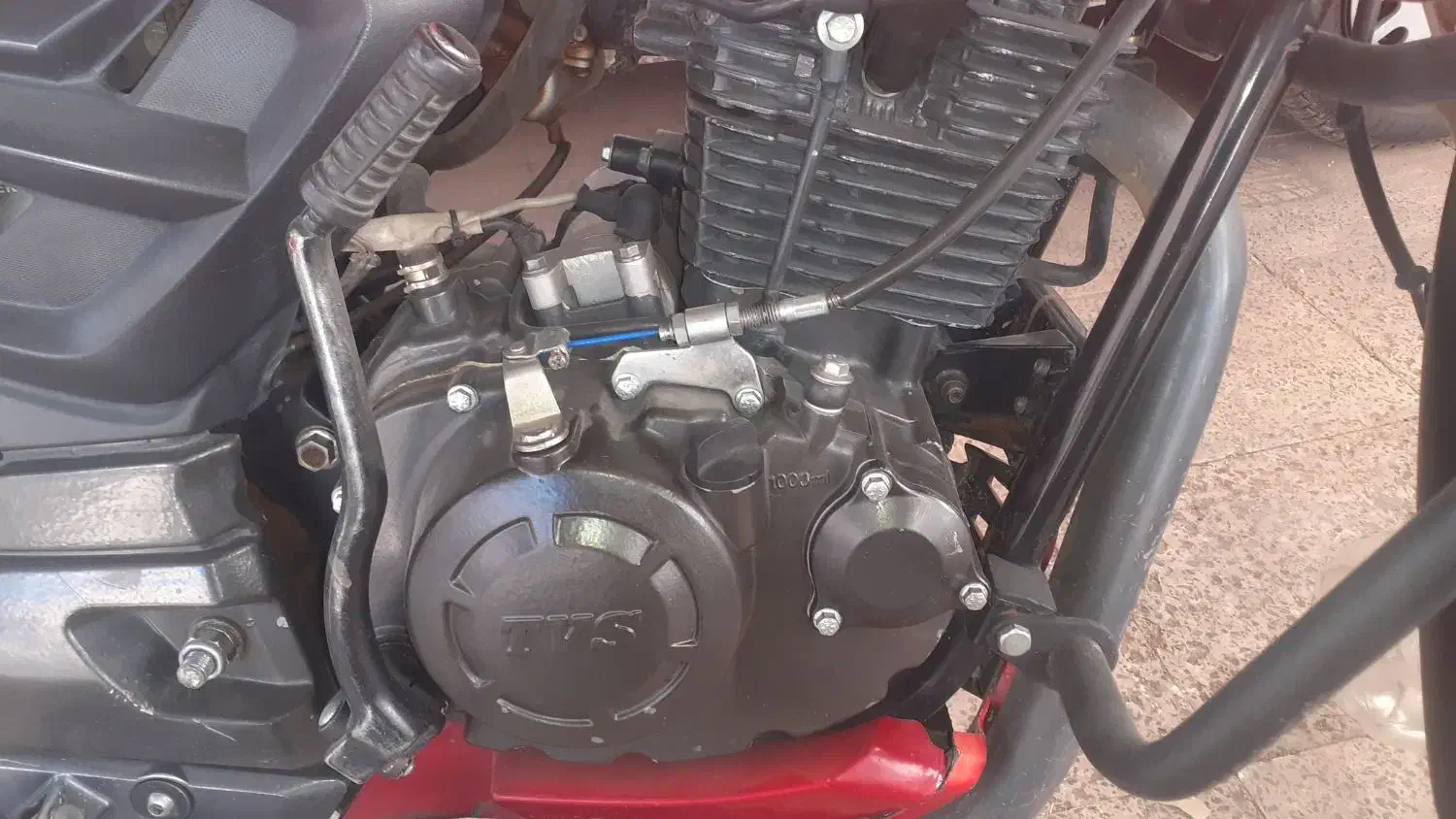 آپاچی ۹۰ فابریک بدون تعویض|موتورسیکلت|آران و بیدگل, |دیوار