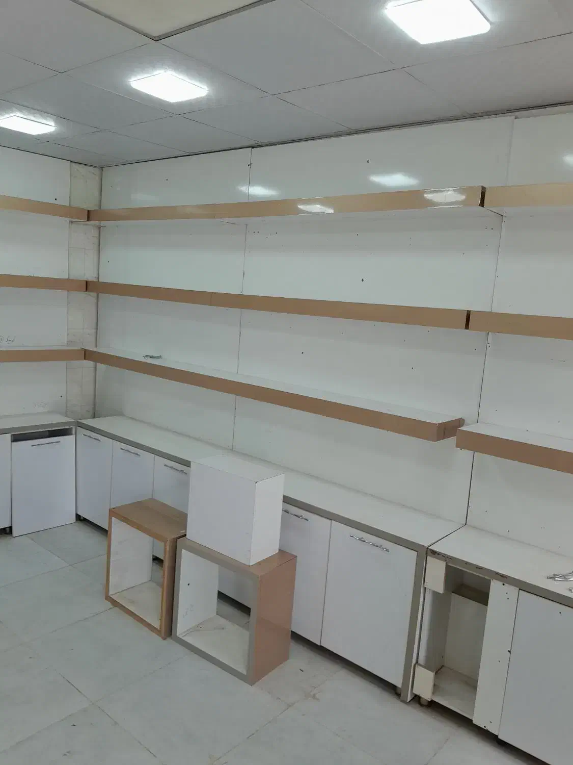 دکور مغازه|فروشگاه و مغازه|کاشمر, |دیوار