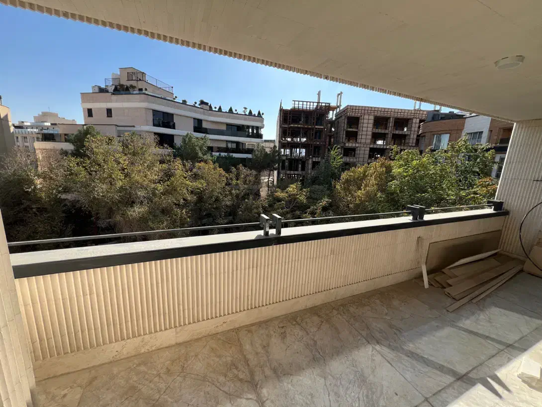 اپارتمان تک واحد شرایط اقساط|فروش آپارتمان|اصفهان, باغ دریاچه|دیوار