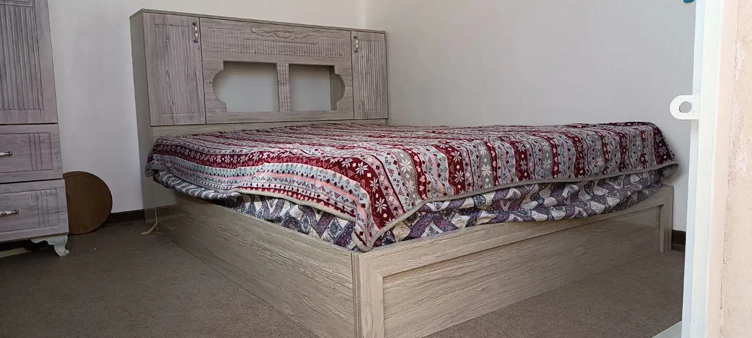 تخت خواب درحد نو|تخت و سرویس خواب|زاهدان, |دیوار