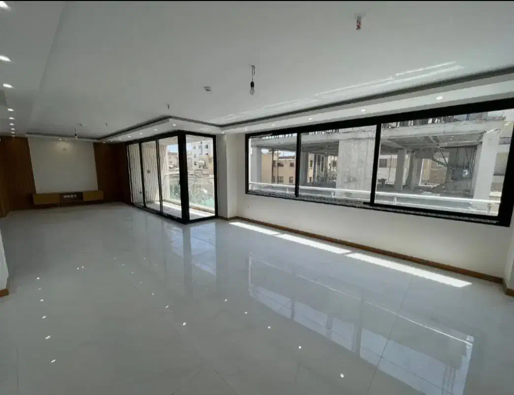 **فروش واحد ۱۵۰ متری صفر مهرآباد**|فروش آپارتمان|اصفهان, مهرآباد|دیوار