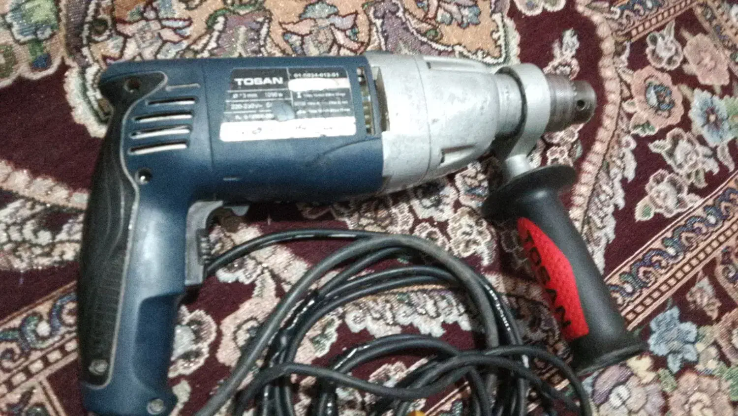 دلرگیربکسی توسن  0034D|ابزارآلات|مشهد, نیزه|دیوار