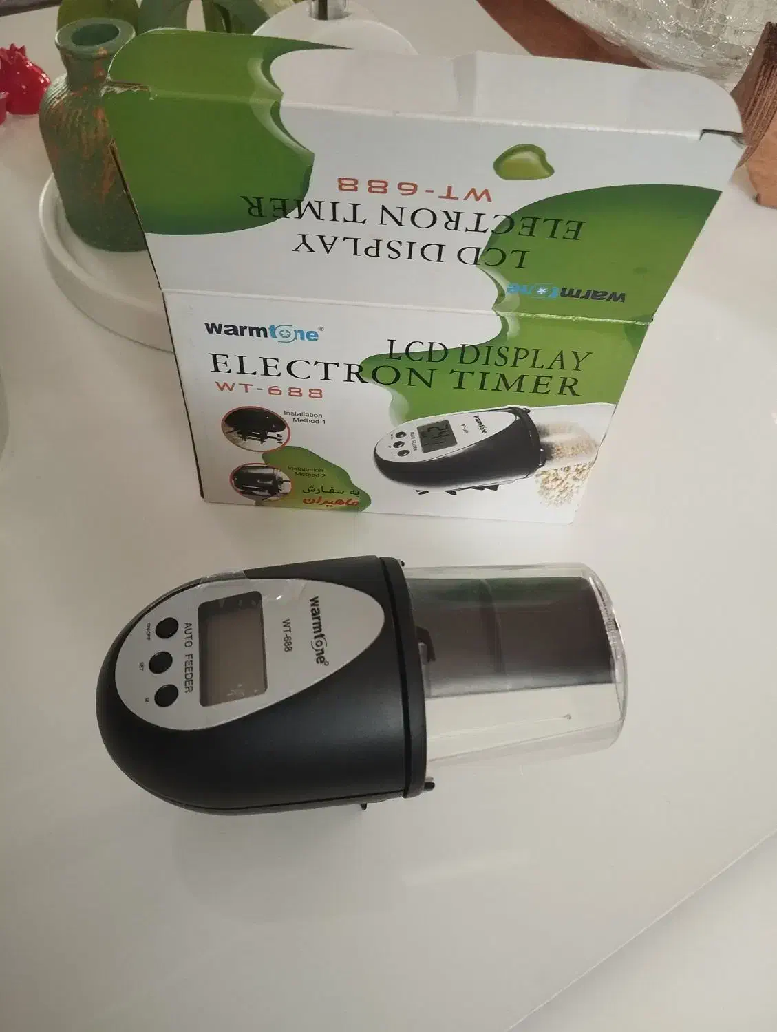 غذا ریز آکواریوم|ماهی|فومن, |دیوار