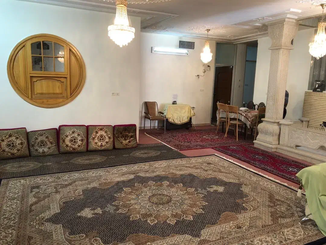 دوطبقه دربست درب حیاط فقط رهن کامل|اجارهٔ خانه و ویلا|شیراز, کوی قضات|دیوار