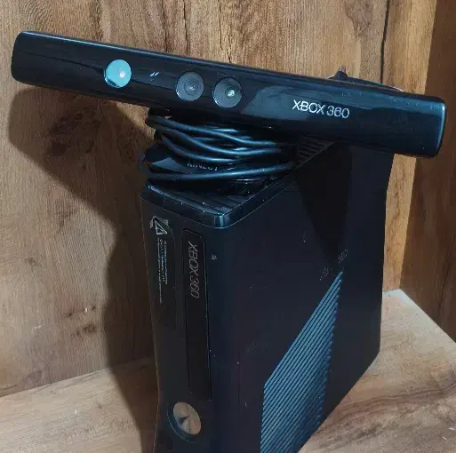 ایکس باکس 360طرح چک و اقساطی|کنسول، بازی ویدئویی و آنلاین|بیرجند, |دیوار