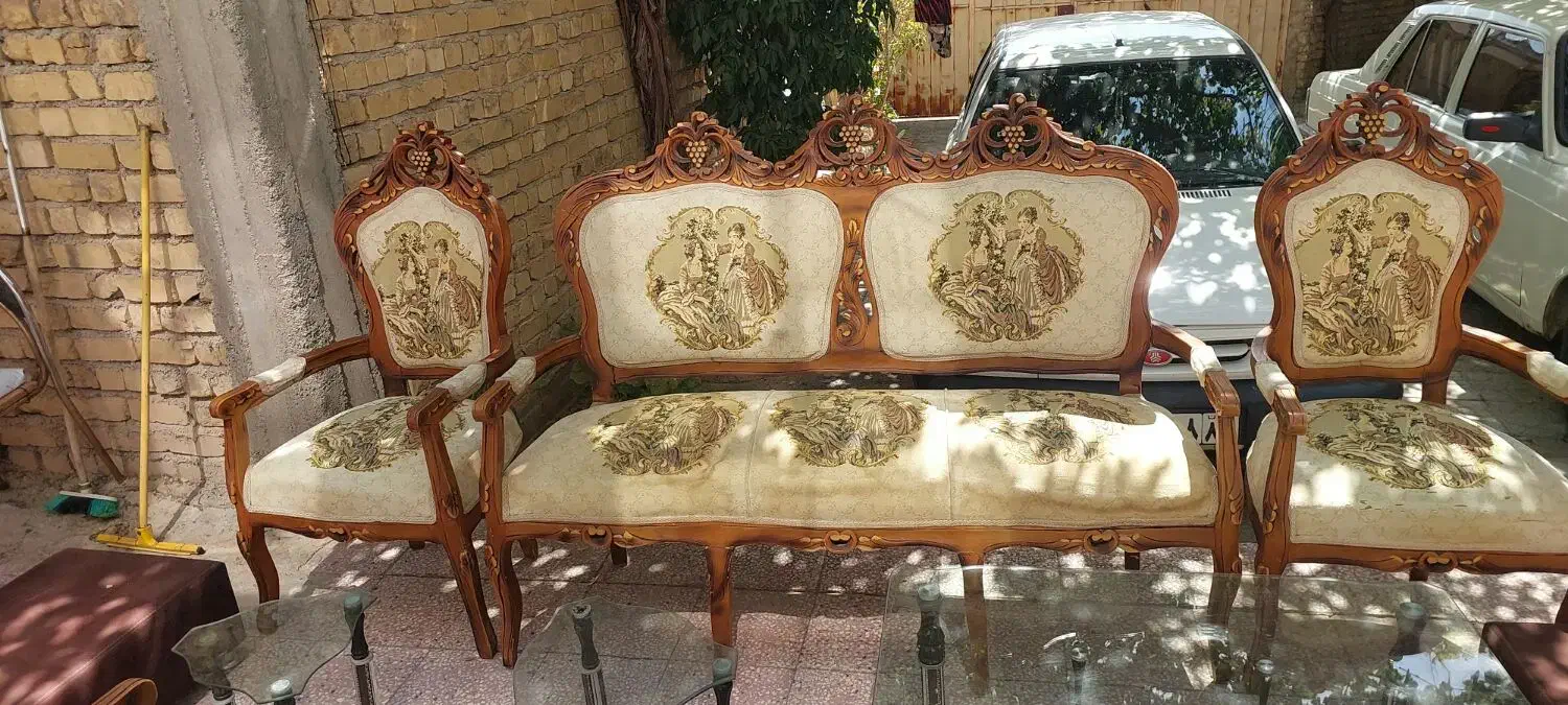 مبل 9 نفره سلطنتی|مبلمان خانگی و میز عسلی|مرودشت, فیروزی|دیوار