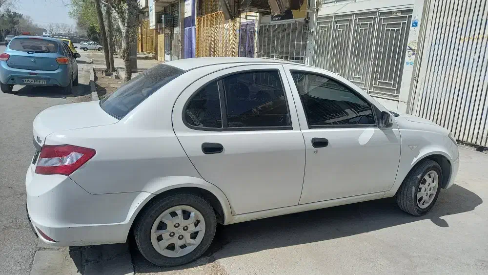 ساینا دنده ی مدل 1398|خودرو سواری و وانت|اصفهان, پوریای ولی|دیوار