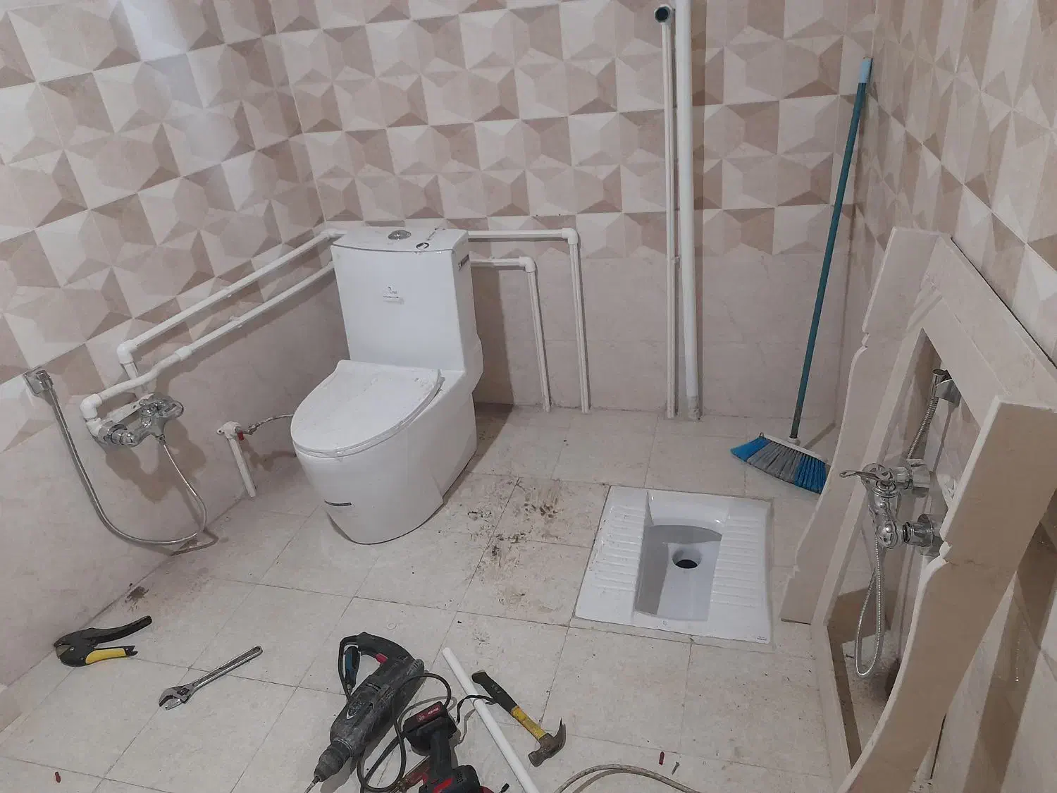 لوله کشی و تاسیسات|خدمات پیشه و مهارت|رشت, جانبازان|دیوار