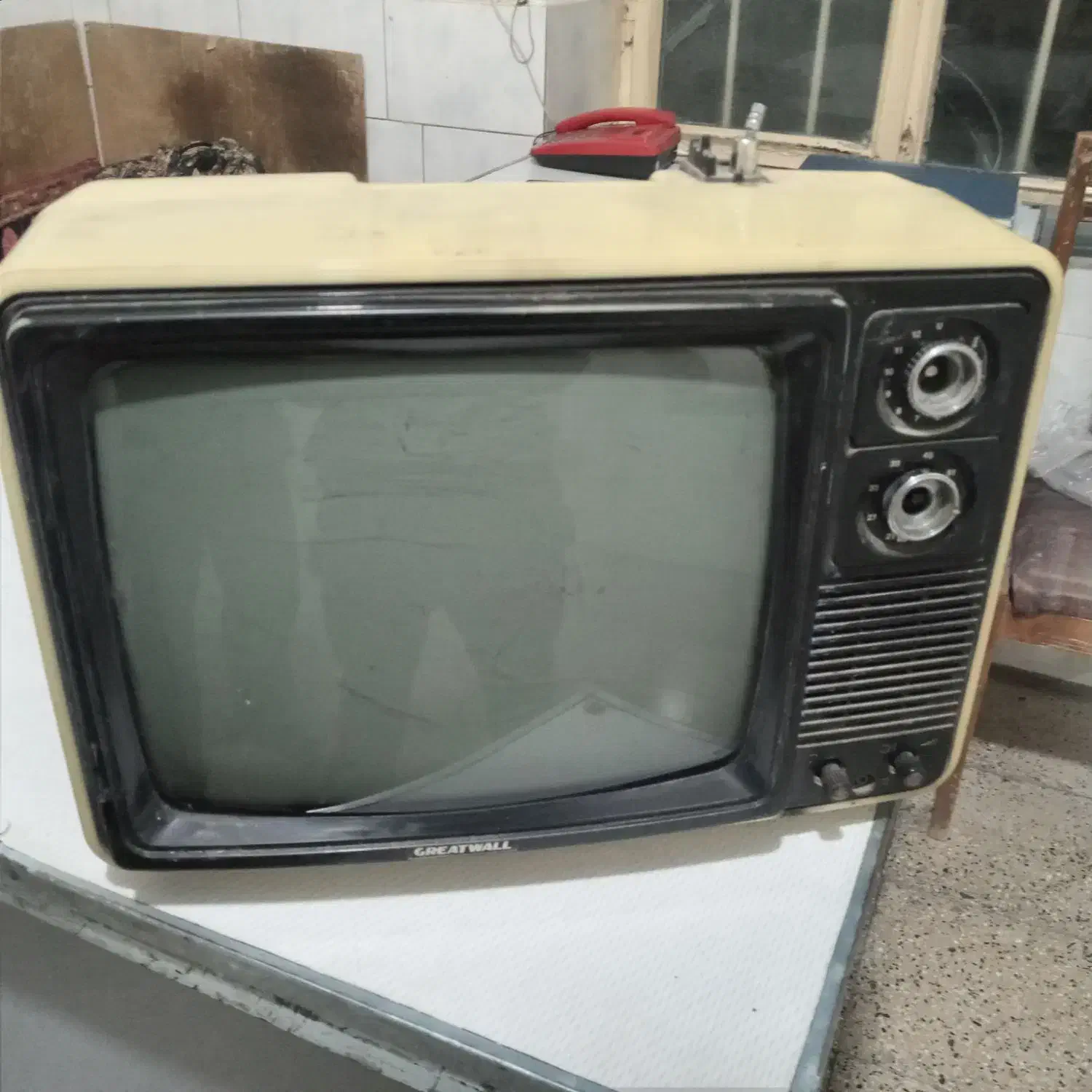 تلویزیون.|تلویزیون و پروژکتور|اهر, |دیوار