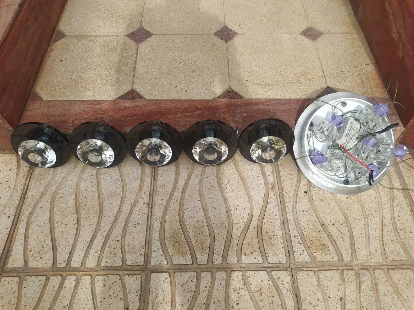 لوازم برقی|لوستر و چراغ آویز|کرمان, |دیوار