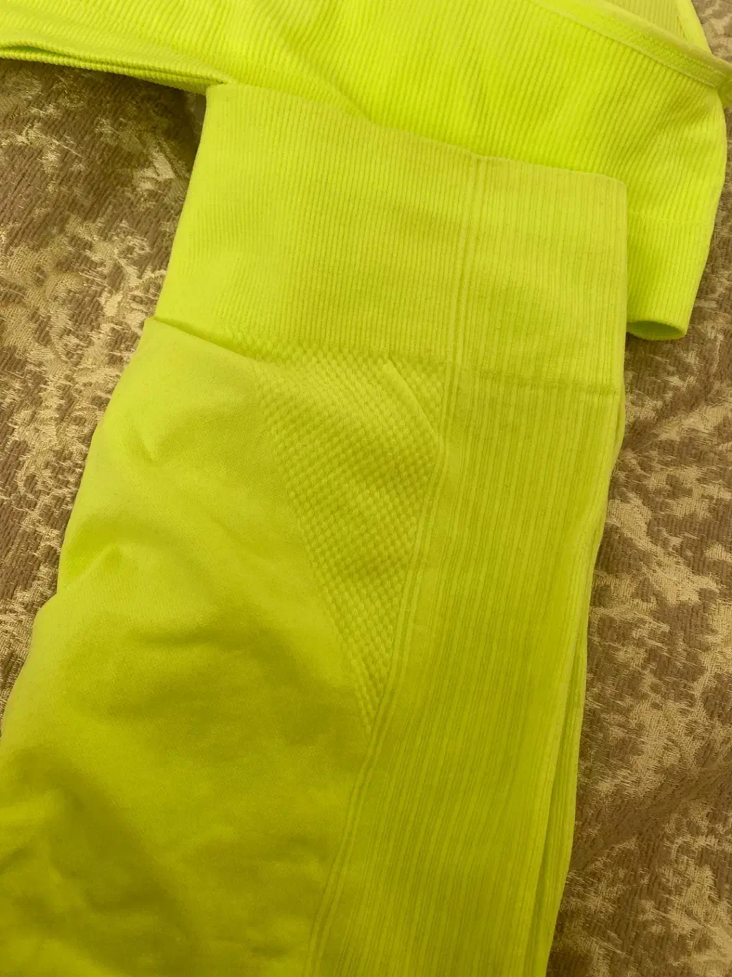 ست ورزشی فسفوری زنونه تاپ شورت|لباس|فردیس, شهرک صنعتی نور|دیوار