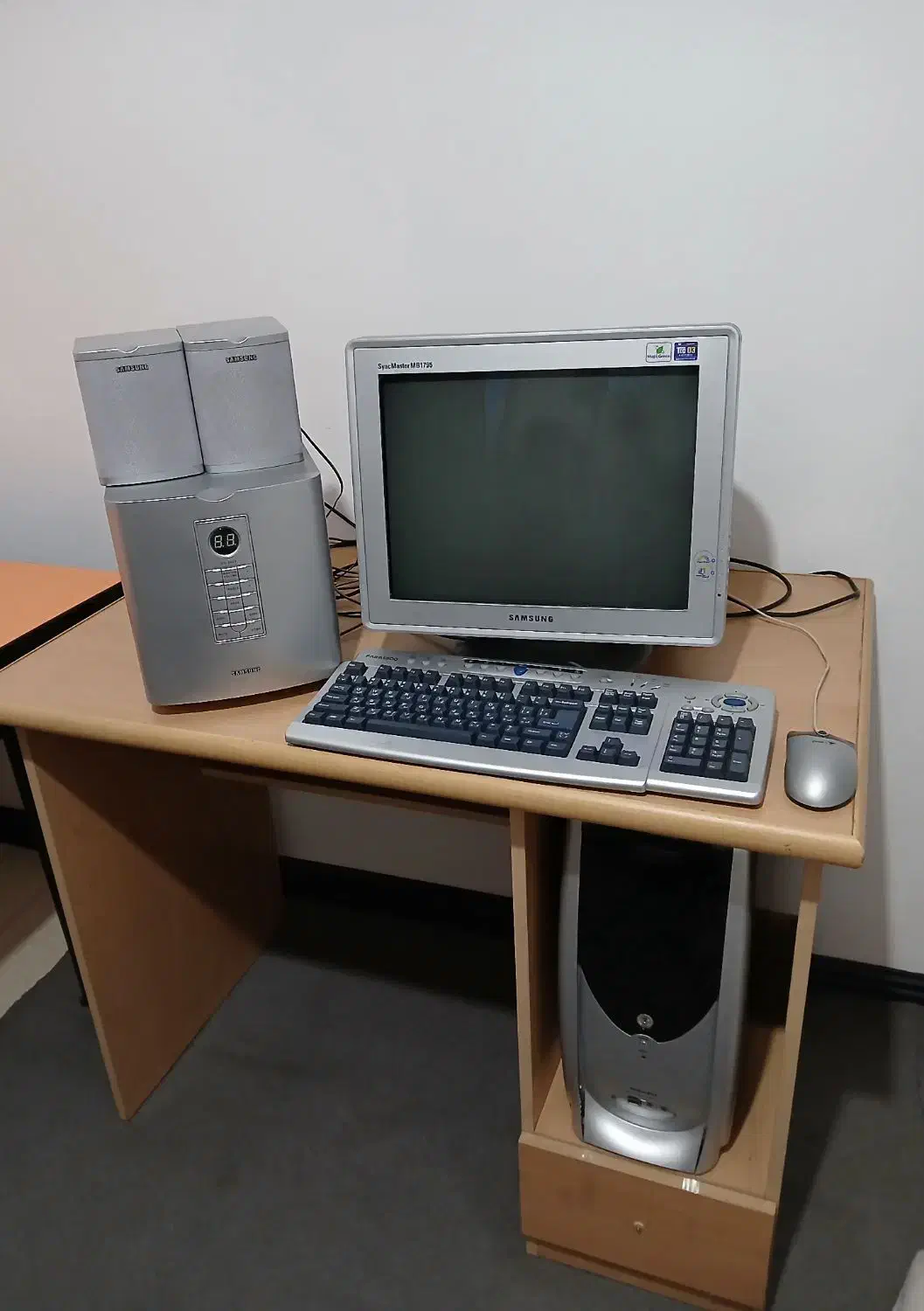 رایانه|رایانه رومیزی|شیراز, احمدآباد|دیوار