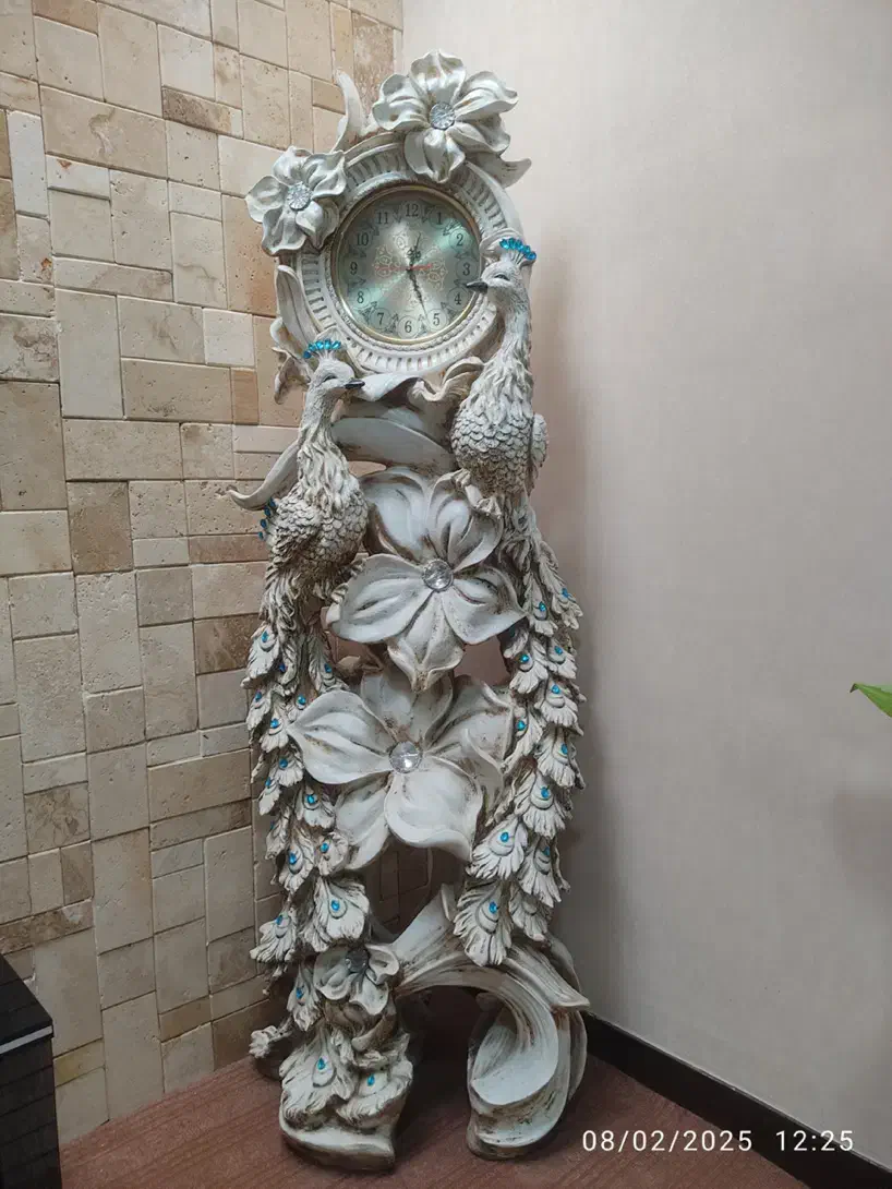 ساعت|ساعت دیواری و تزئینی|دوگنبدان, |دیوار