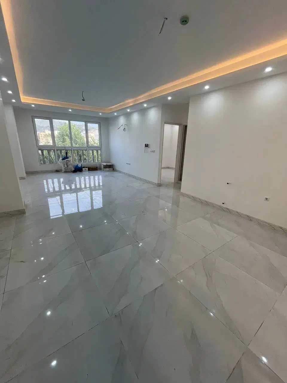 واحد ۱۰۴ متری/ بر اصلی مولانا/نوساز|فروش آپارتمان|لاهیجان, کوی آزادگان|دیوار