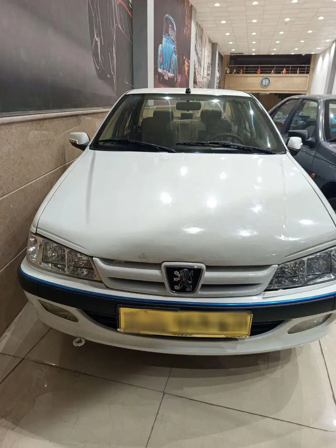 پژو پارس سفید ۹۲ مدلtu5|خودرو سواری و وانت|سبزوار, سیادتی|دیوار