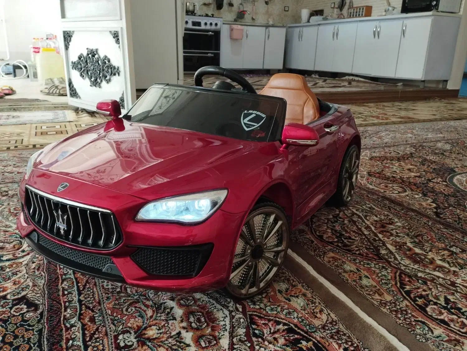 ماشین شارژی|اسباببازی بچه|خرمآباد, |دیوار