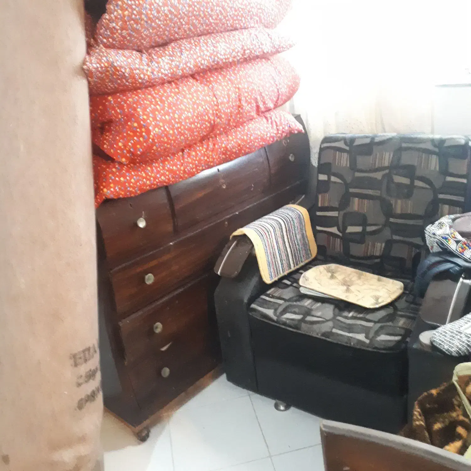 مقداری لوازم منزل  یکجا باهم|جاکفشی، کمد، دراور|بندر انزلی, سپه|دیوار