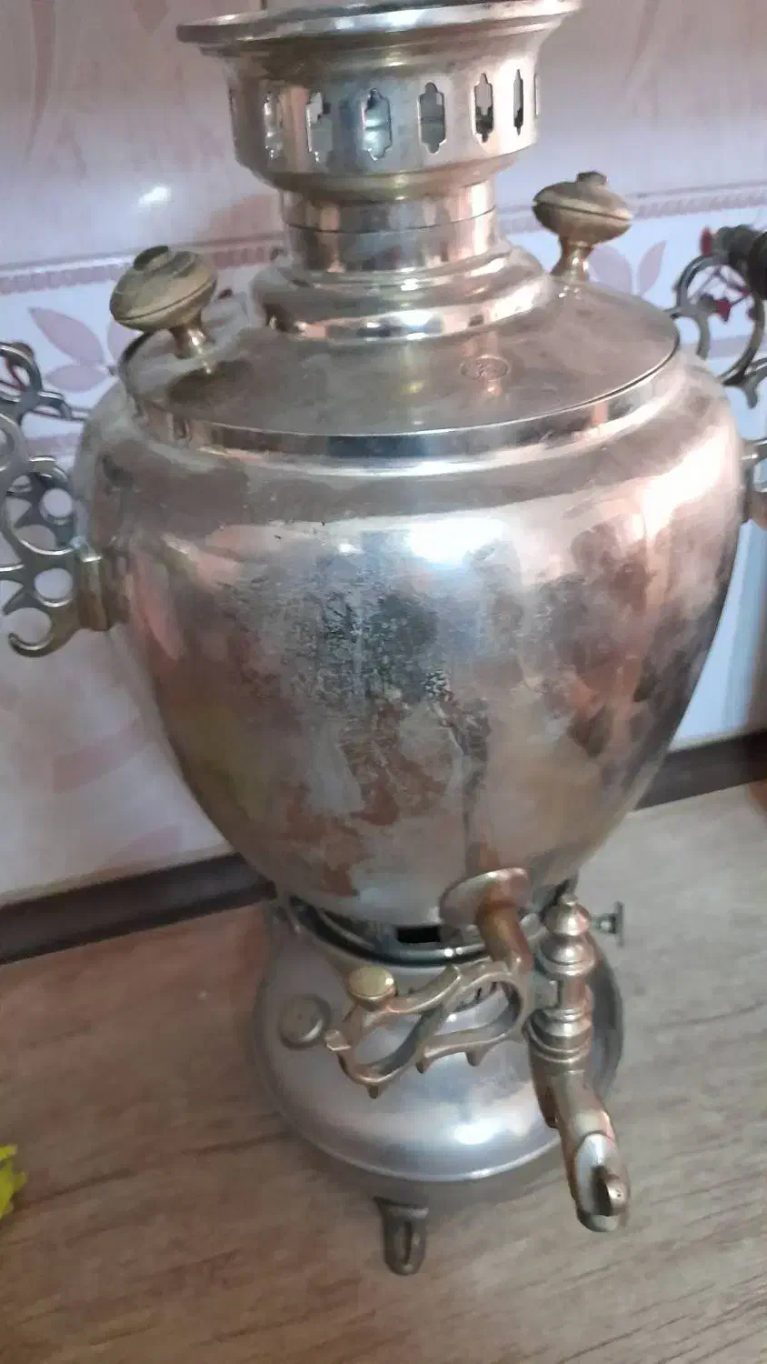 سماور نفتی جنس ورشو|کلکسیون اشیاء عتیقه|تهران, دولاب|دیوار