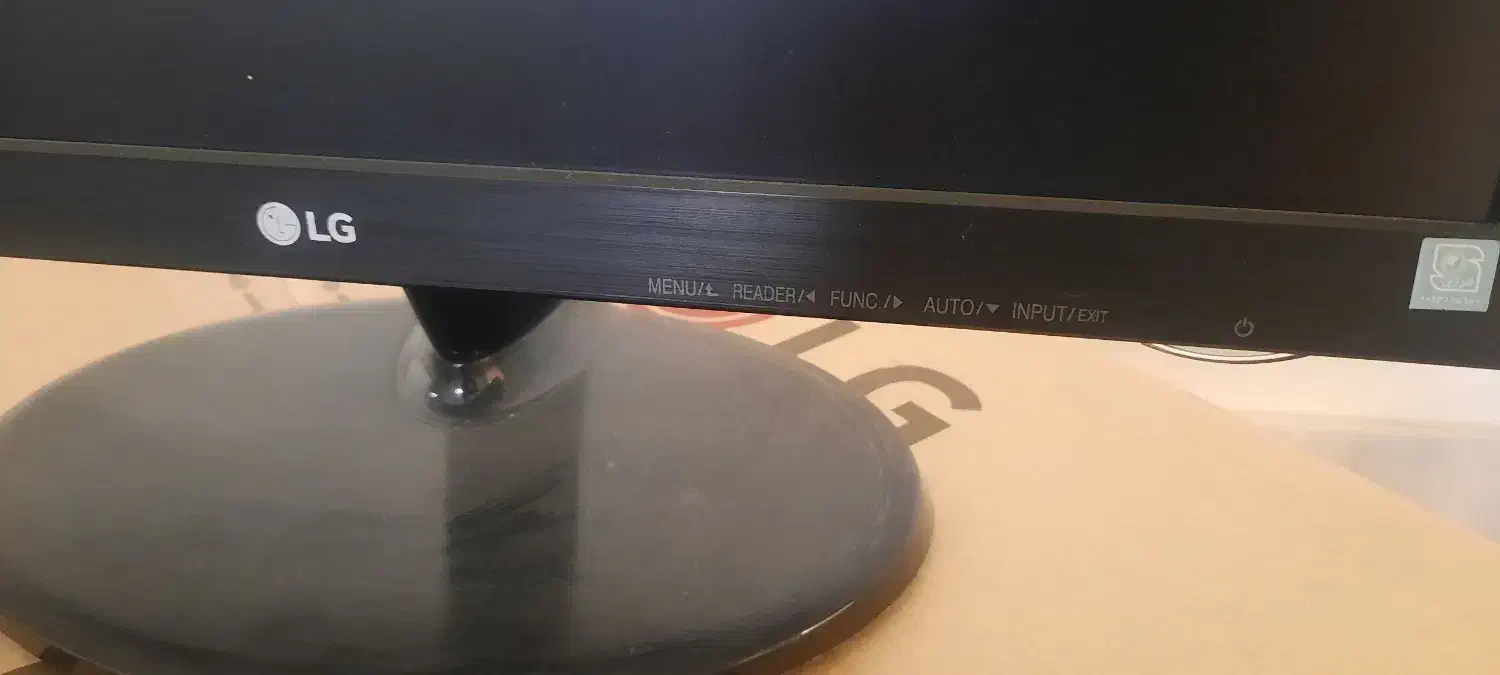 مانیتور ال جی مدل 20MP38HB سایز 19.5 اینچ|قطعات و لوازم جانبی رایانه|کاشان, جمال آباد|دیوار