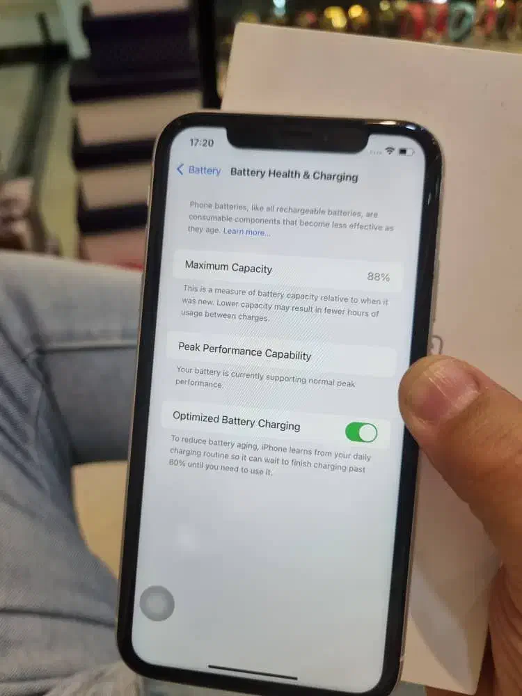 آیفون xR سفید|موبایل|کرج, کیانمهر|دیوار