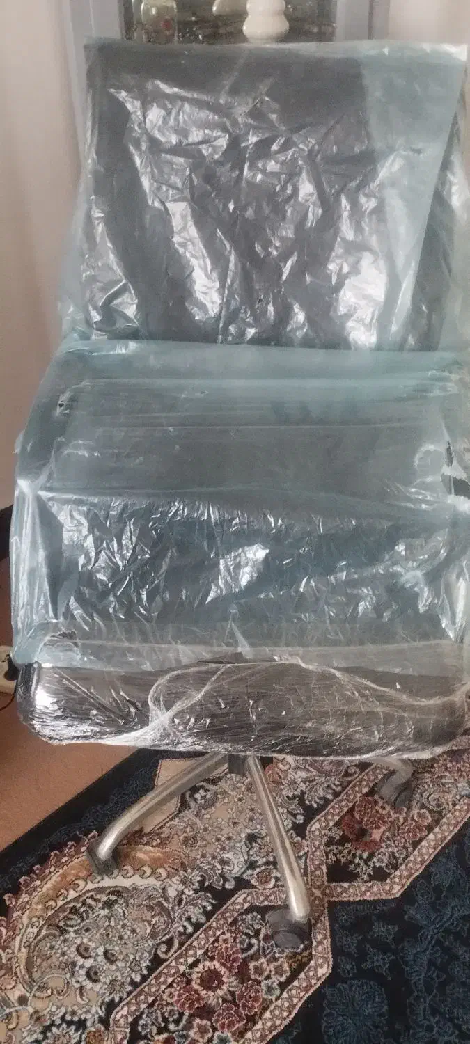 صندلی مدیریت در حد نو‌|صندلی و نیمکت|بجنورد, |دیوار