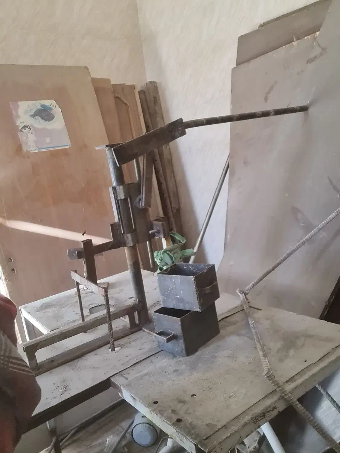 دستگاه پرس دستی خرما|ابزارآلات|داراب, |دیوار