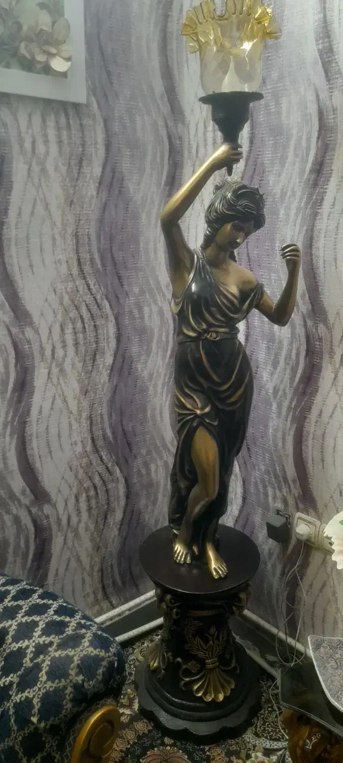 مجسمه قلع و سرب با روکش برنجی|مجسمه، تندیس، ماکت|ری, حمزهآباد|دیوار