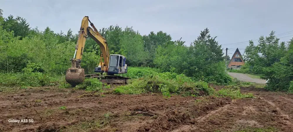 خاکبرداری تسطیح و تامین شن و ماسه|خدمات حمل و نقل|رشت, لاکان|دیوار