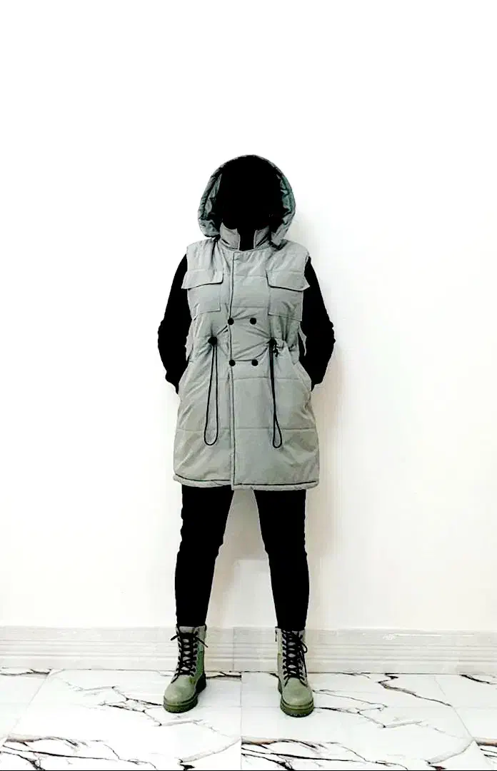 پافر و بوت|لباس|ری, علایین|دیوار