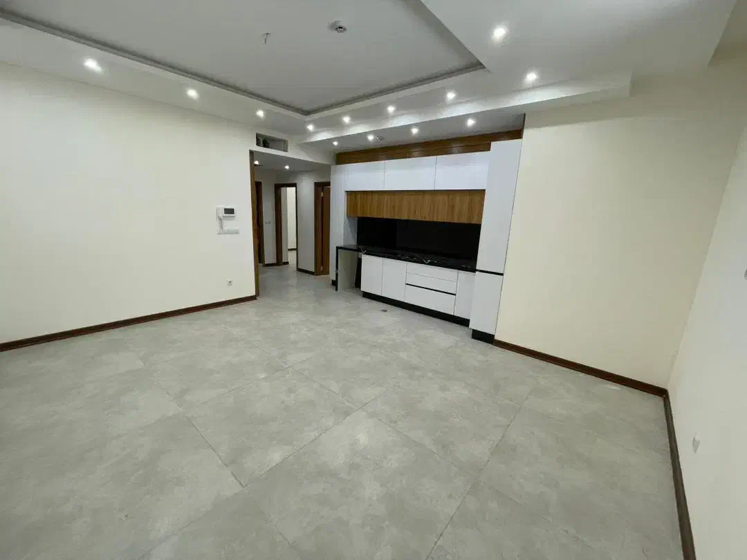 ۸۵متر/نوساز/نورگیر/موقعیت مرکز شهر|فروش آپارتمان|کاشان, ملک آباد|دیوار