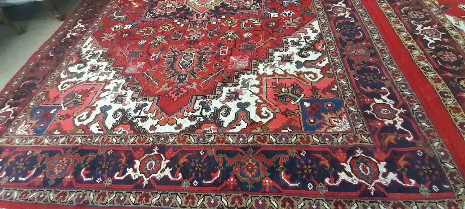 ۲ تخته فرش ۹ متری نقشه هریس تاجری زمینه لاکی|فرش|اسکو, |دیوار