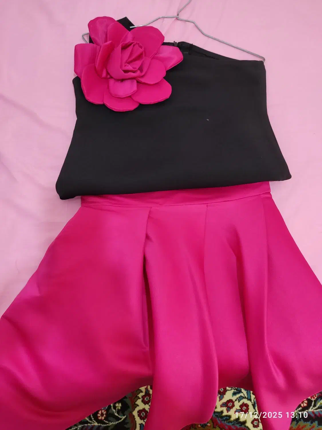 لباس دخترانه|لباس|سراب, |دیوار