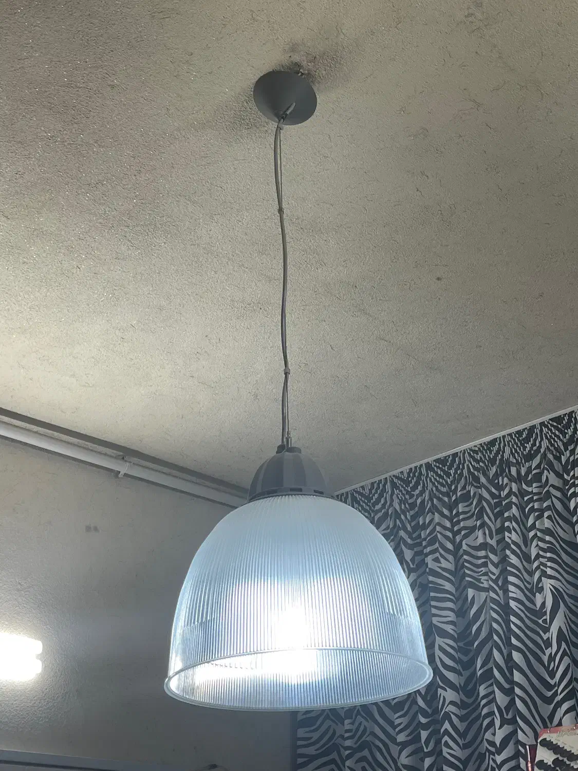 لوستر سالم|لوستر و چراغ آویز|اراک, |دیوار