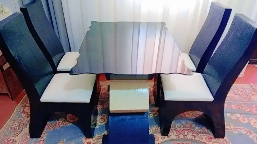 میز غذا خوری چوبی با نشیمنگاه چرم|میز و صندلی غذاخوری|میانه, |دیوار