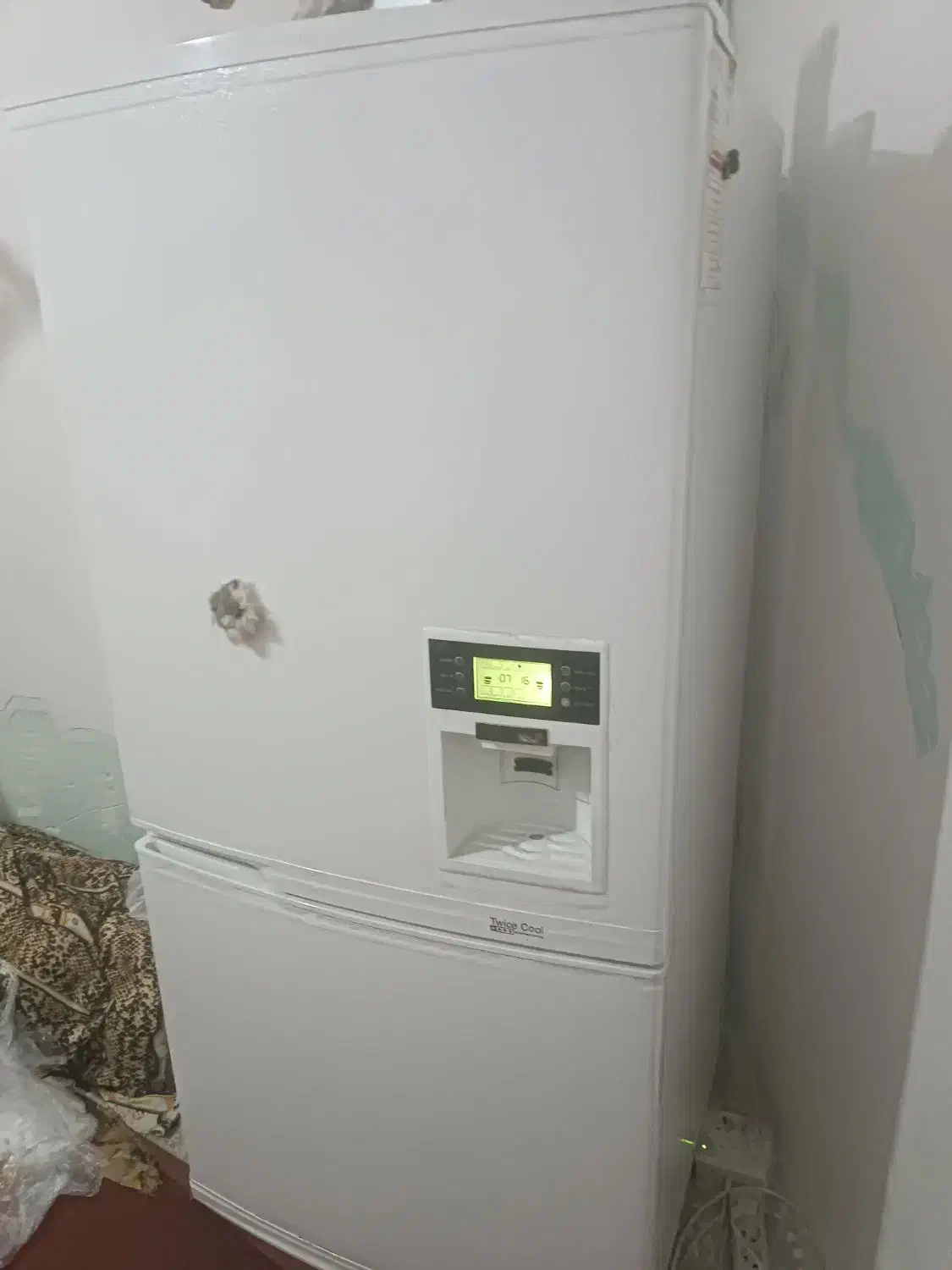 فروش یخچال ،تلویزیون ال جی،فر،گازصفحه ای و بخاری|تلویزیون و پروژکتور|سقز, |دیوار