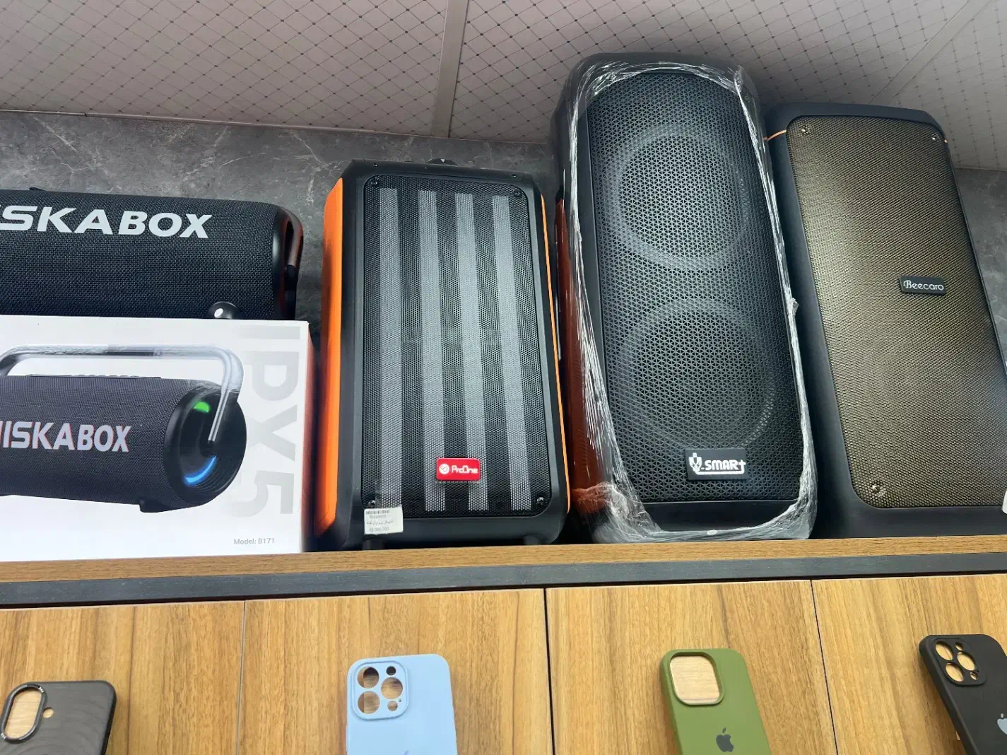 اسپیکر های برند صفر|پخش‌کننده همراه|لنگرود, |دیوار