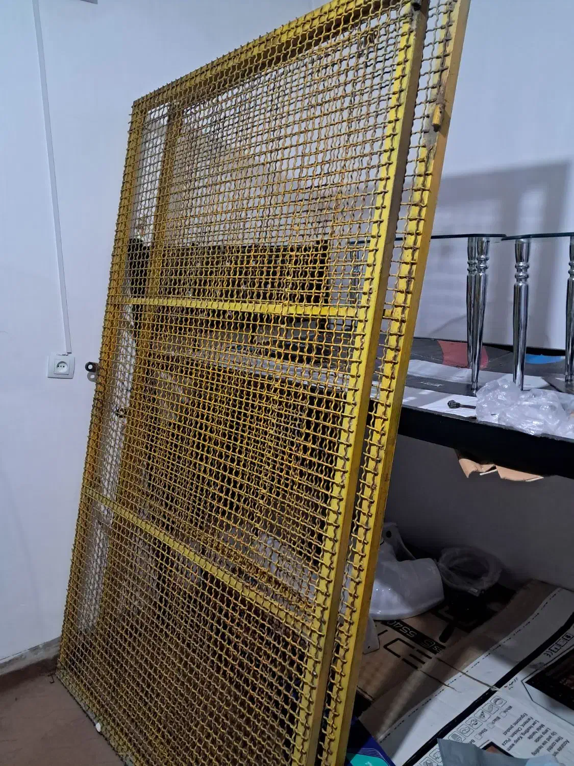 درب آهنی|لوازم سرویس بهداشتی|خرم‌آباد, |دیوار