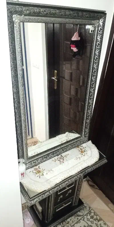 ساعت و آینه|آینه|تالش, هشتپر|دیوار