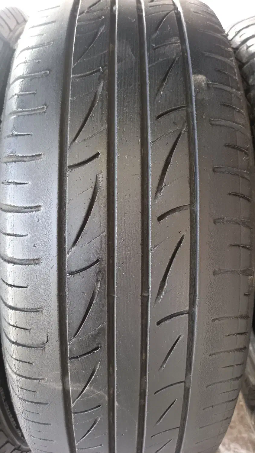 لاستیک استوک پراید پژو پیکان تیبا ساینا کوییک|قطعات یدکی و لوازم جانبی|تربت جام, شاهد|دیوار