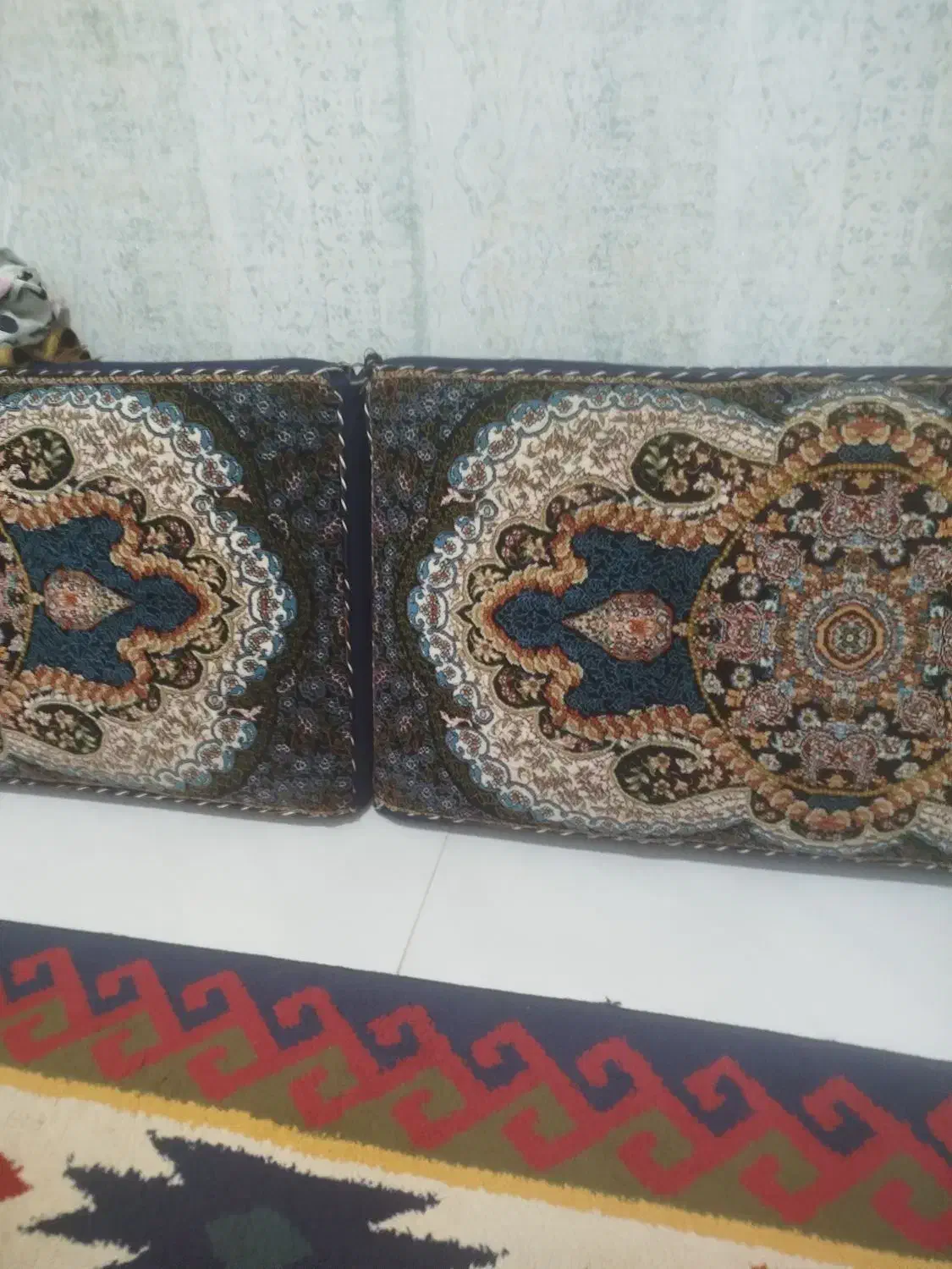 پشتی|پشتی|ساوه, |دیوار