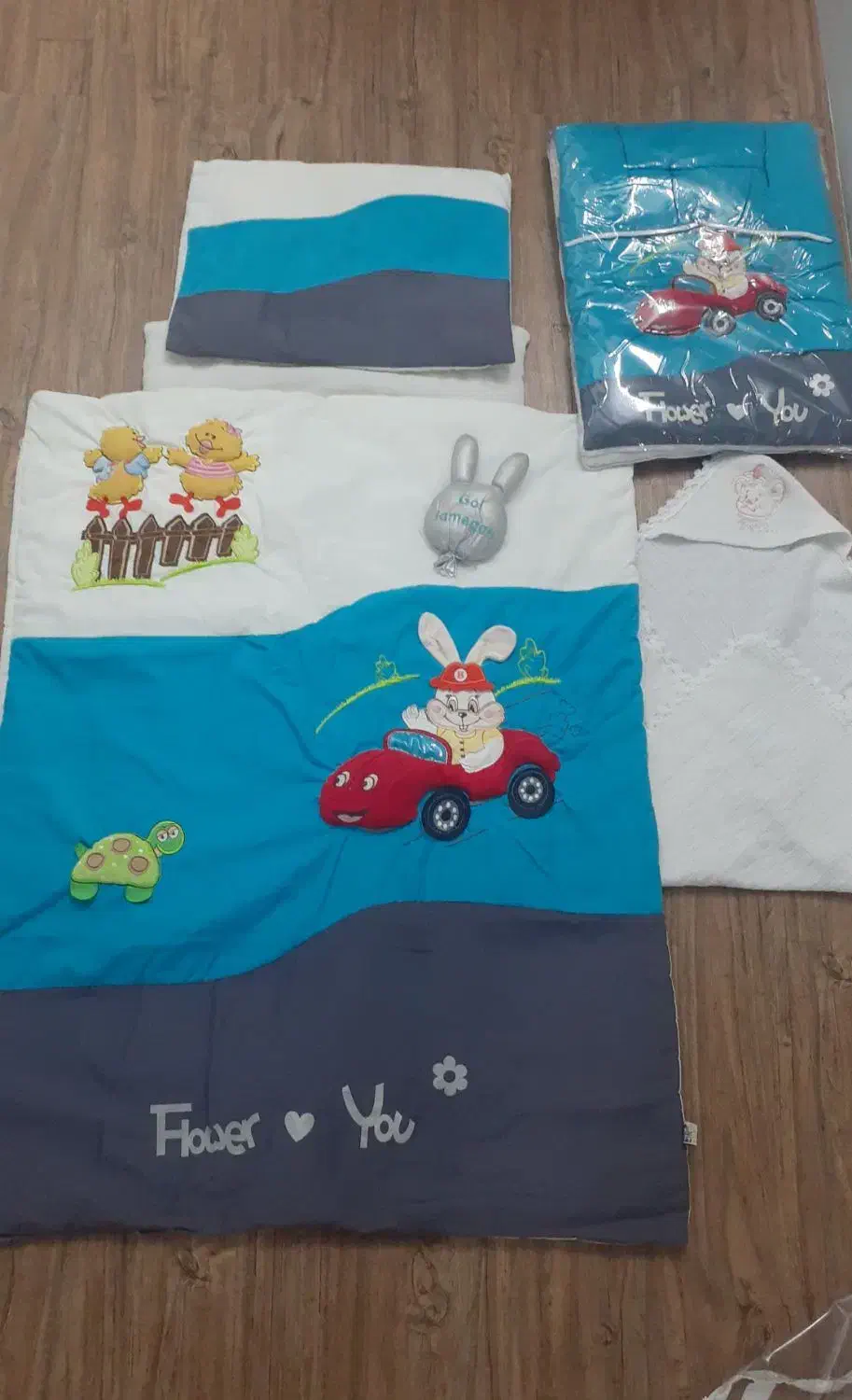 سرویس رختخواب و قنداق فرنگی و وسایل کودک|اسباب و اثاث بچه|اراک, |دیوار