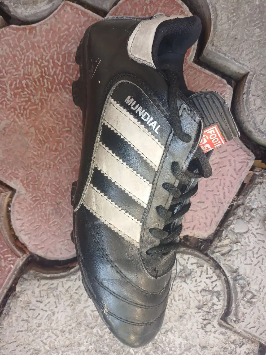 کفش فوتبال سایز۴۰ نونو|کیف، کفش، کمربند|لواسان, |دیوار