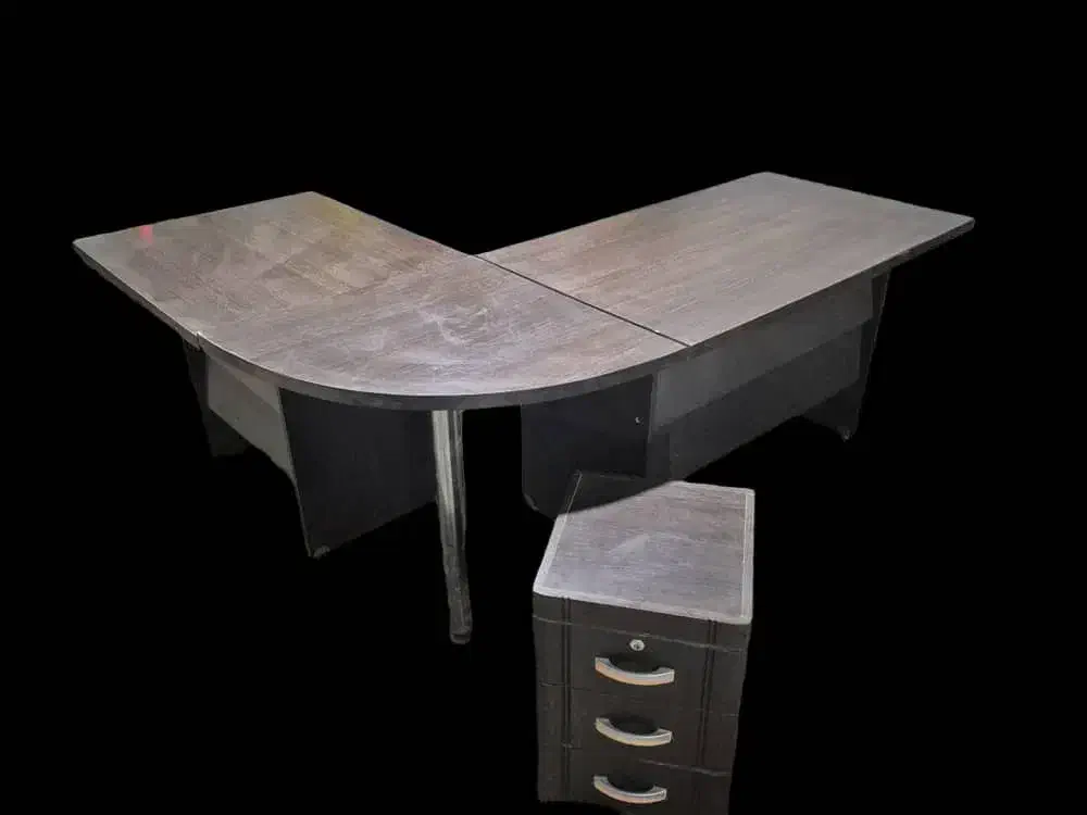 میز مدیریتی|مبلمان اداری|قم, حنیف نژاد|دیوار