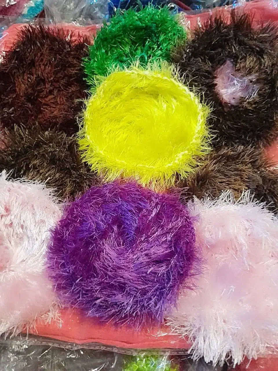 اسکاج زیبا|لوازم نظافت|یزد, |دیوار