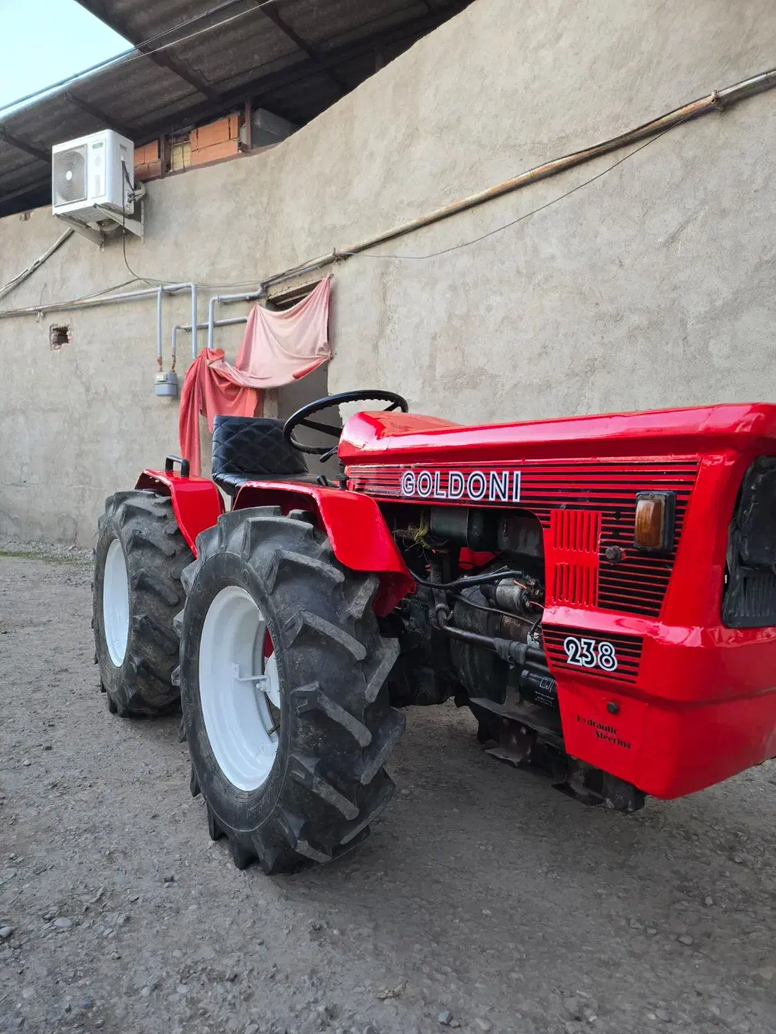 تراکتور گلدونی ۲۳۸ جیرفت|خودرو سنگین|مرزیکلا, |دیوار