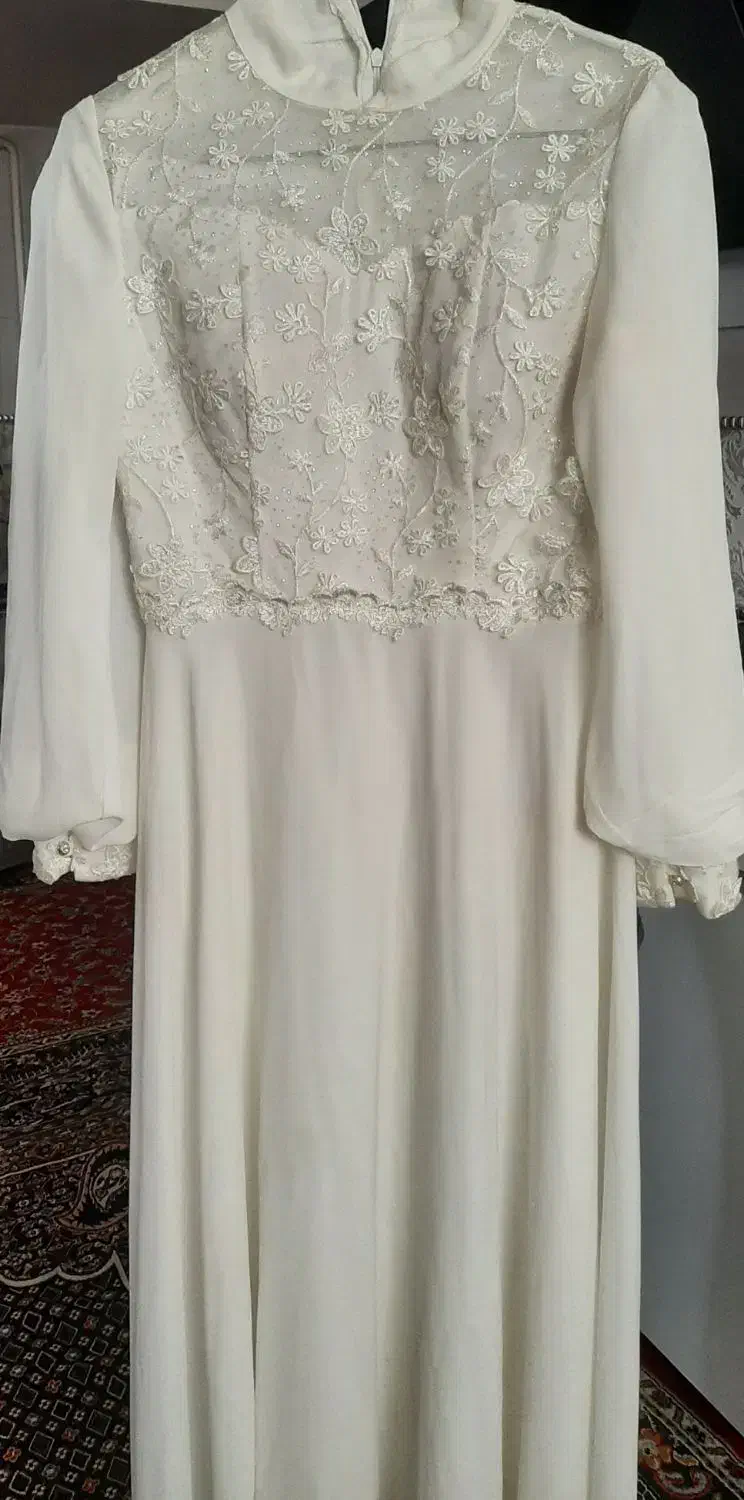 لباس نو|لباس|دورود, |دیوار