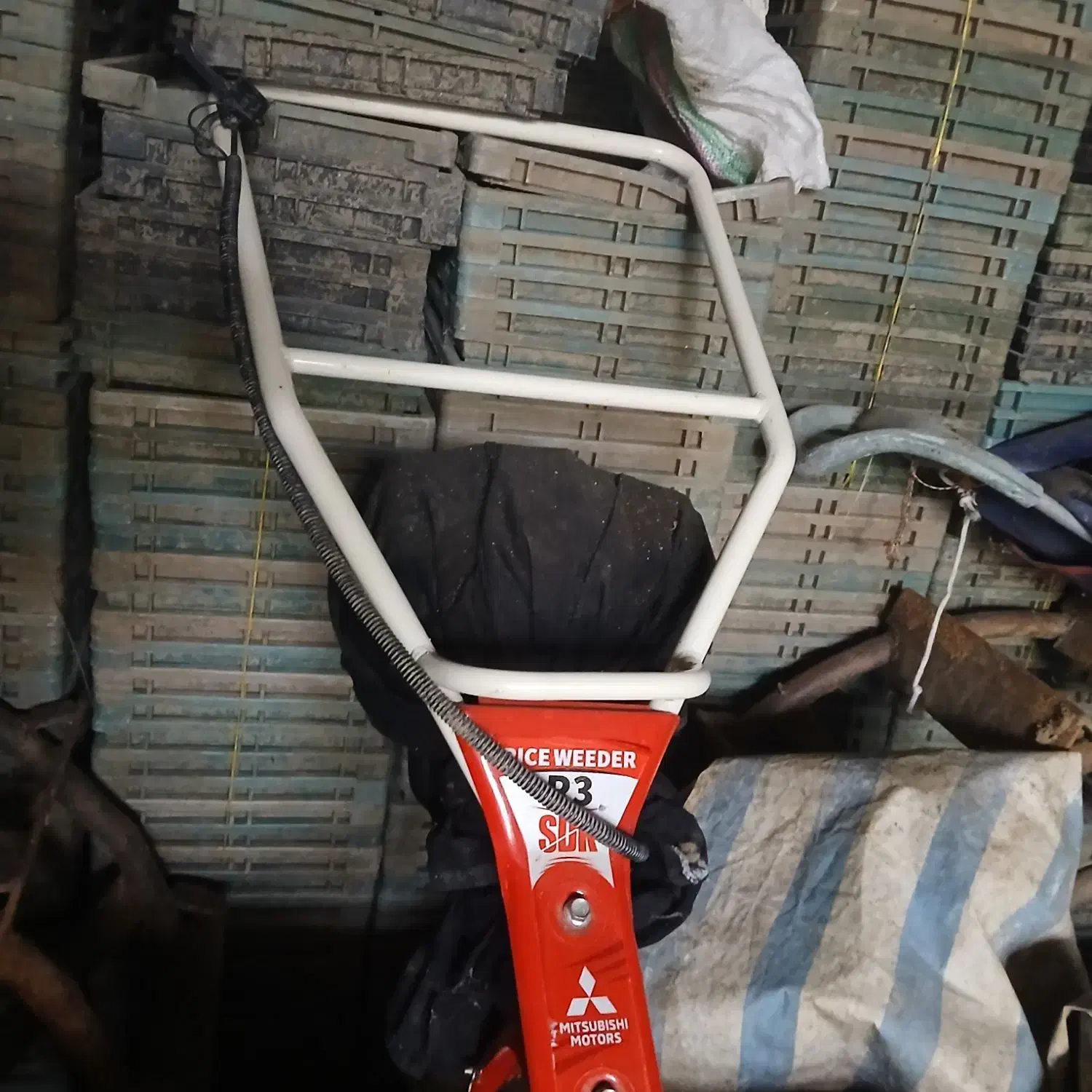 وجین زن میتسوبیشی در حد نو|ماشین‌آلات صنعتی|املش, |دیوار